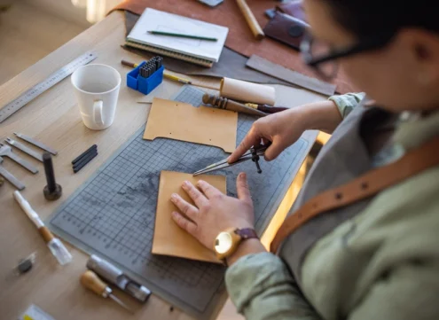 coupeur-lecture-et-analyse-de-la-matiere-en-maroquinerie-3