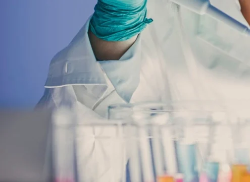 technicien-de-laboratoire-2 technicien-de-laboratoire-2