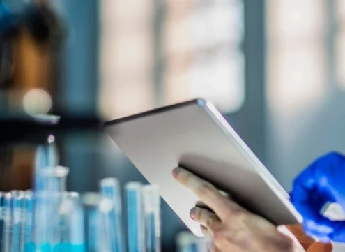 technicien-de-laboratoire-4 technicien-de-laboratoire-4